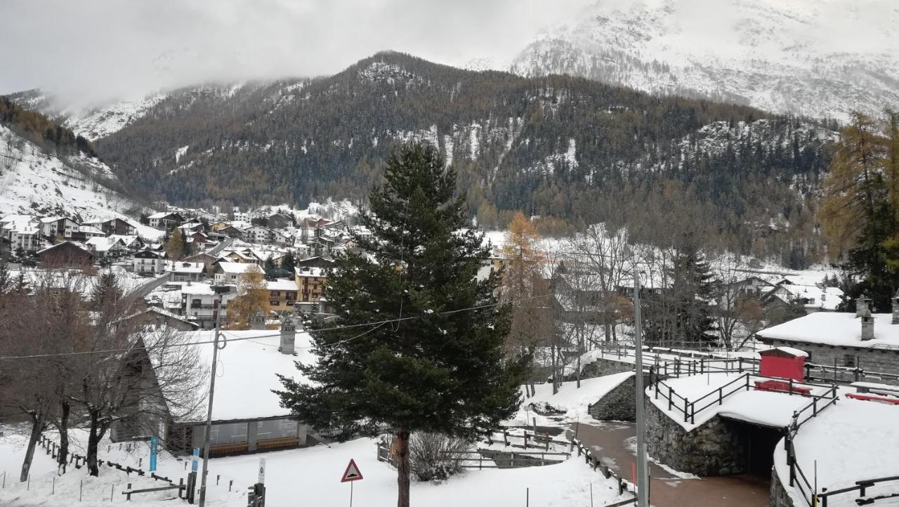 Affittacamere Entreves La Thuile Exterior photo